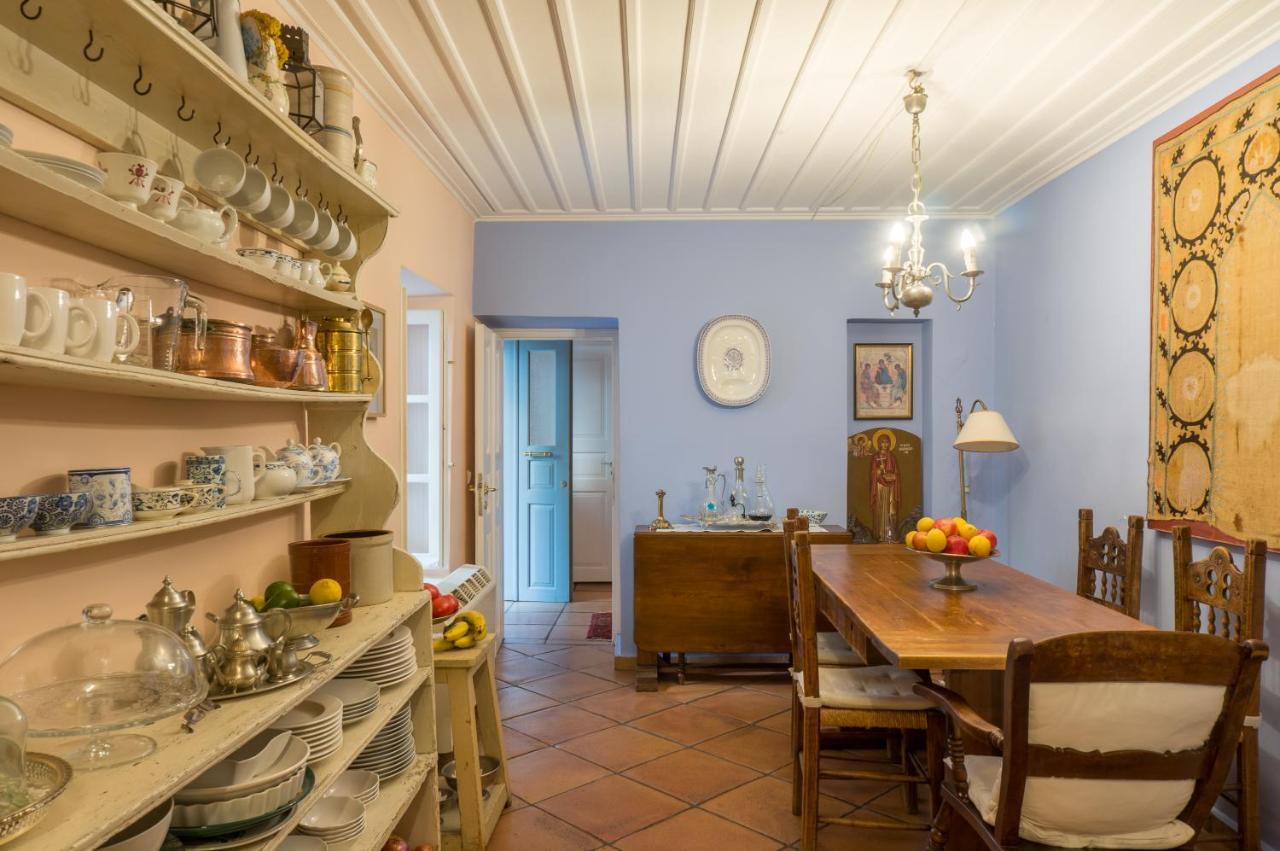 Acropolis Villa In Plaka Athen Eksteriør billede